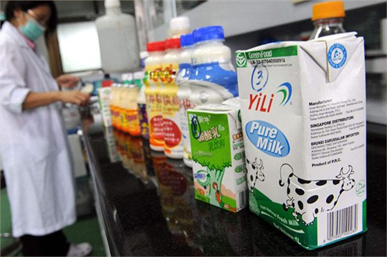 高效液相色譜儀可用于檢測奶、奶制品及其他食品，為食品安全把關。